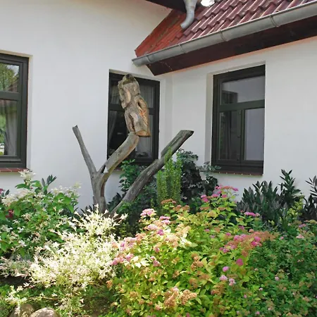 Gastehaus Alte Schule.6 דירה Dargun